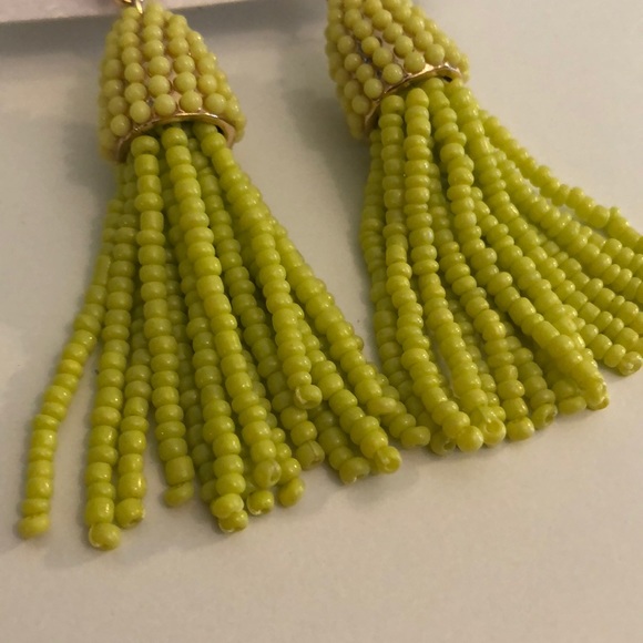 Beautiful summer lime 2” drop tassel earrings -NWT - Picture 4 of 8